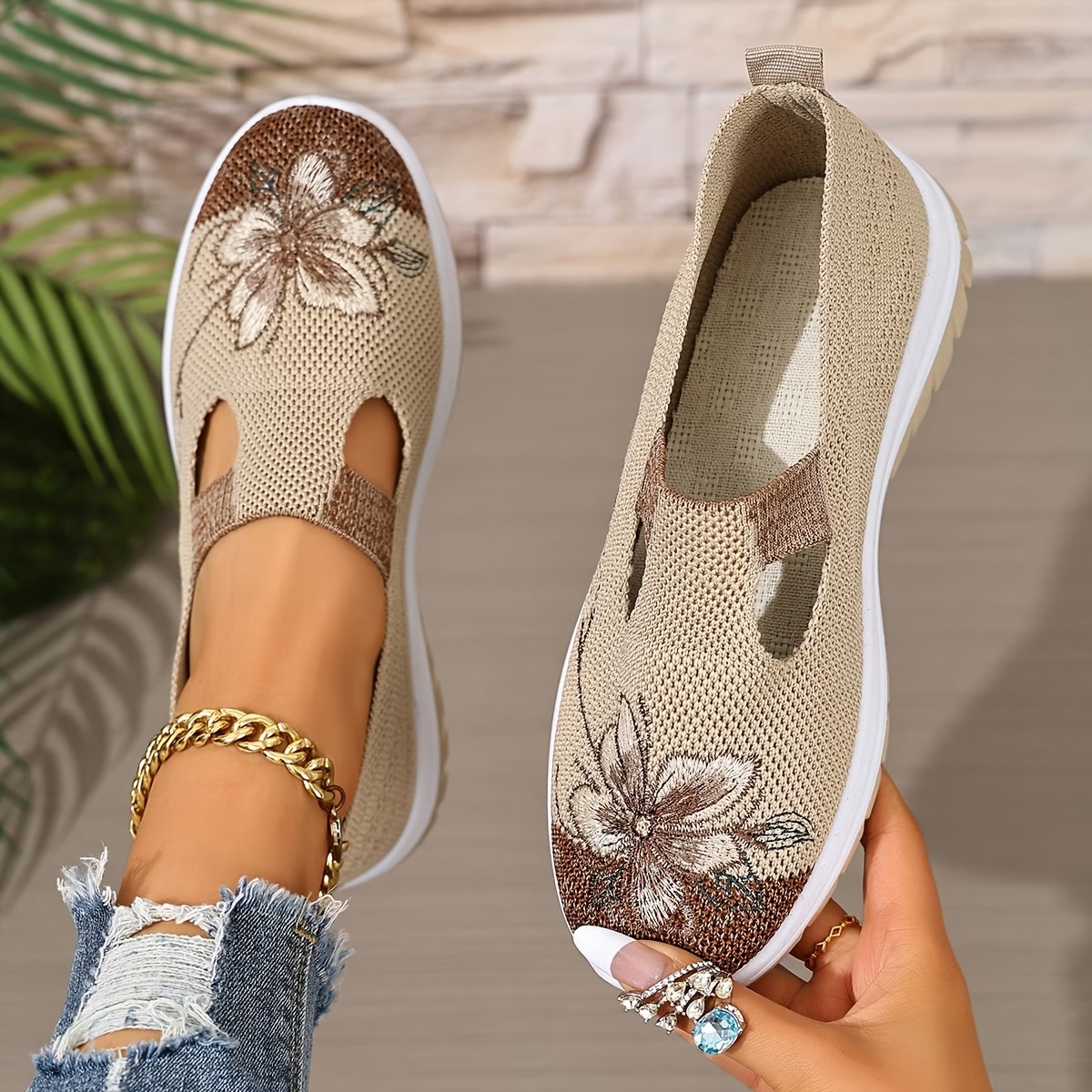 Women's Sporty Slip-on Knit Shoes