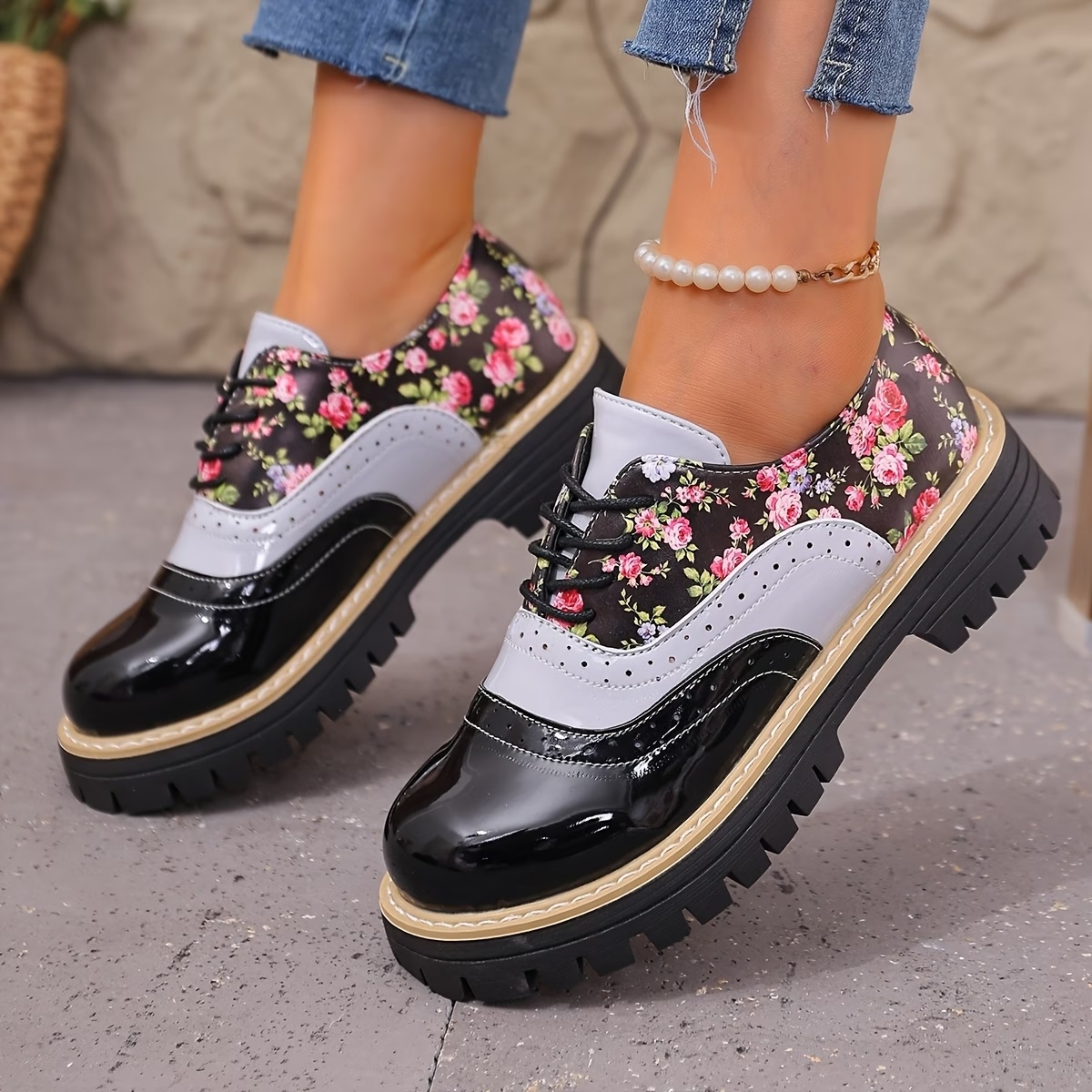 Women's Floral Brogue Single Loafers