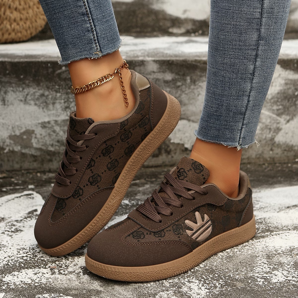 Women's Two-Tone Vintage Sneakers