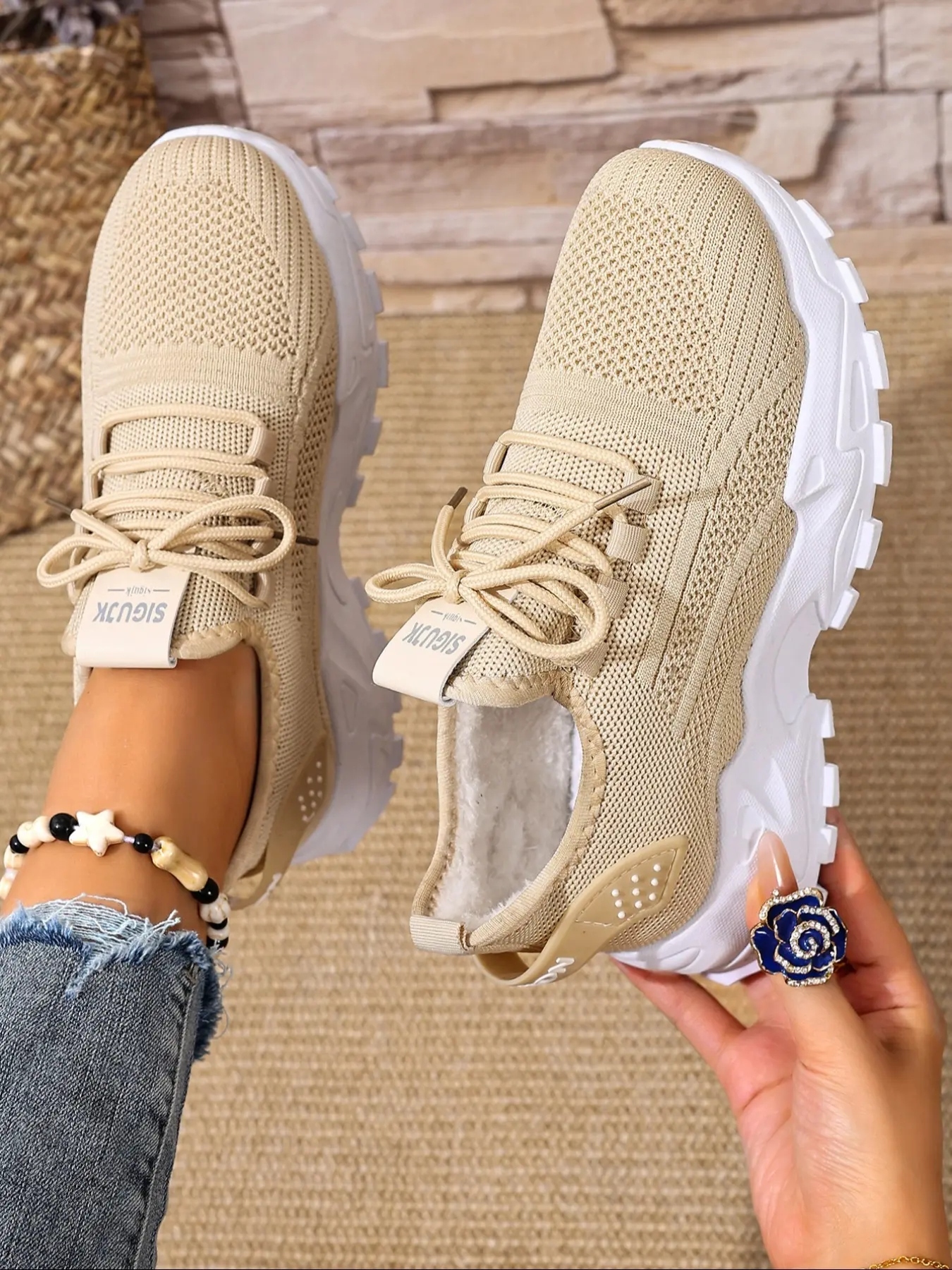 Women's Knit Fleece Lined Sneaker