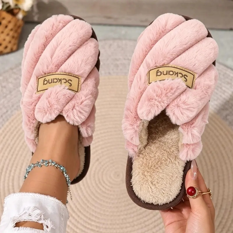Women's Pineapple Grain Slippers