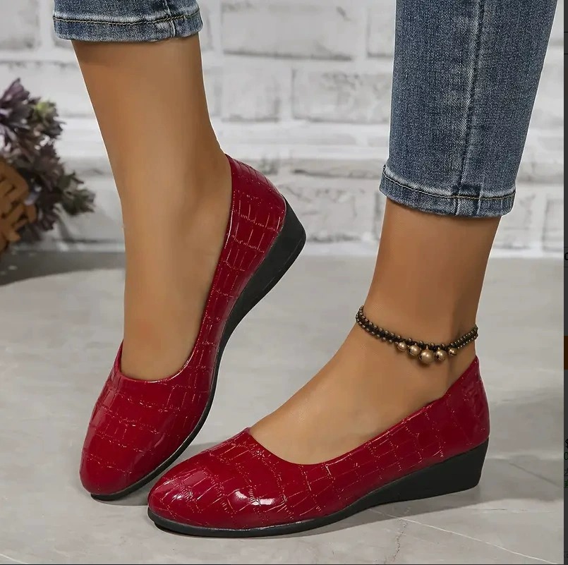 Women's Faux Leather Loafers