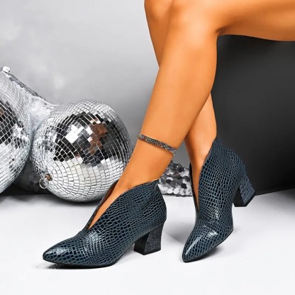 Women's Elegant Sexy V-cut Ankle Boots
