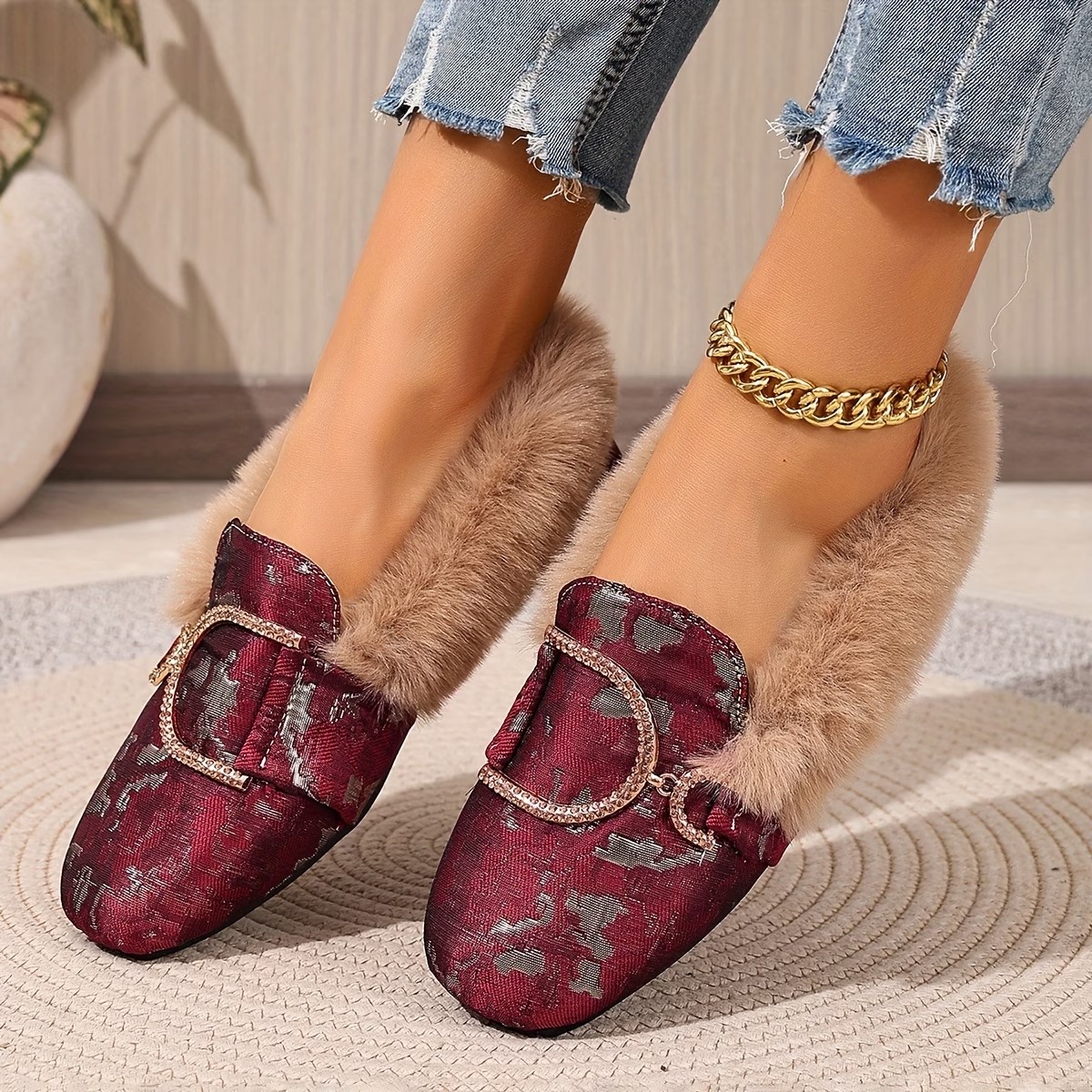 Women's Elegant Moccasin Plush Slippers