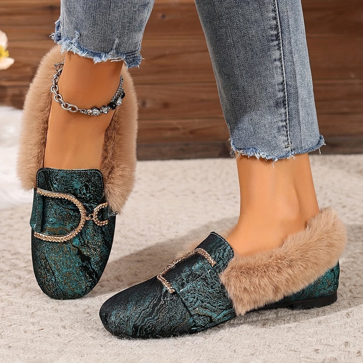 Women's Elegant Moccasin Plush Slippers