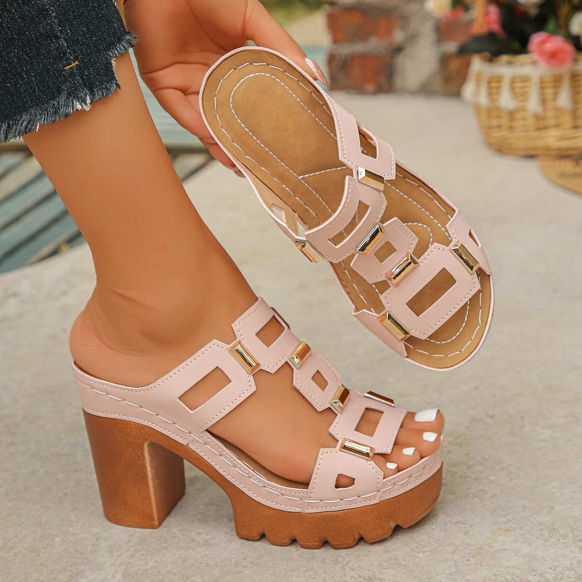 Women'S Bold Geometric Heeled Sandals