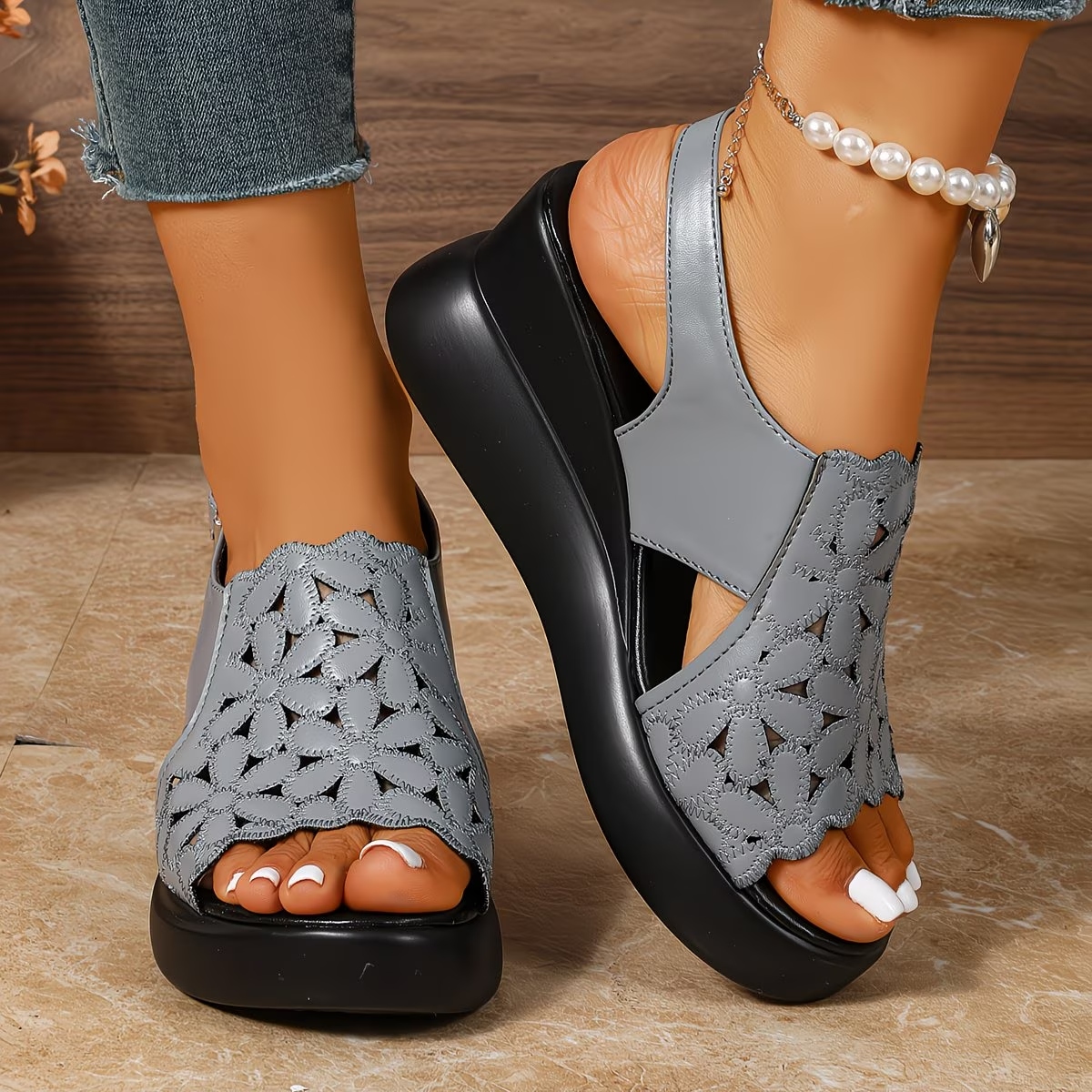 Women's Hollow Lace Up High-Heeled Sandals