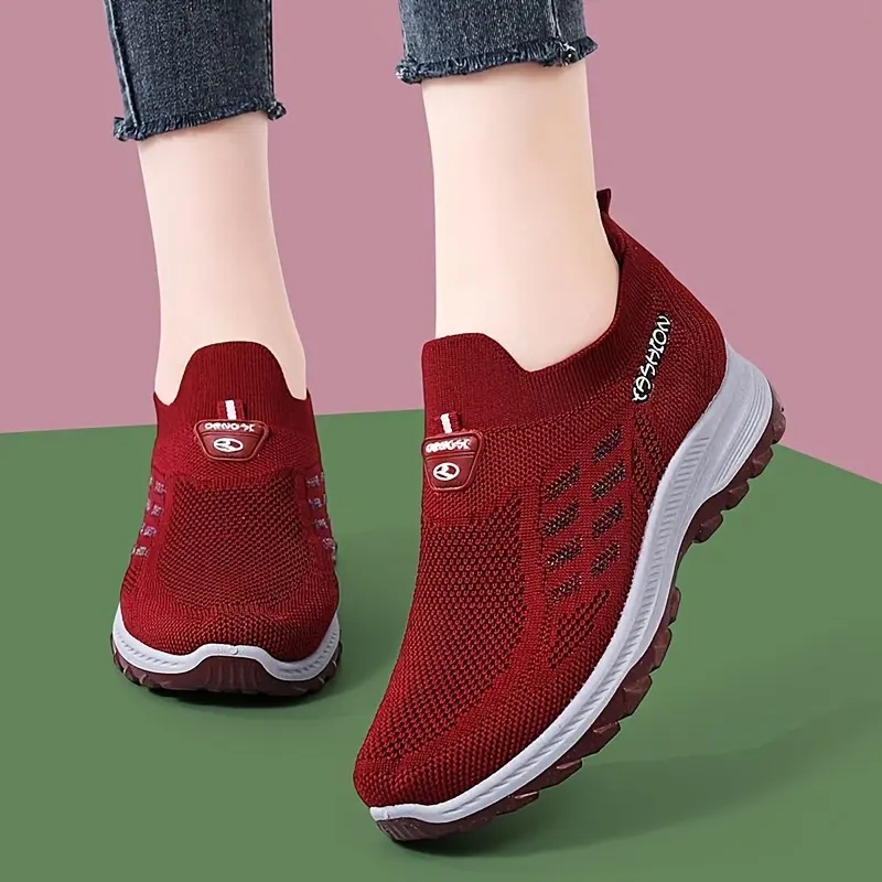 Women's Knit Closed Slip-On Casual Trainers