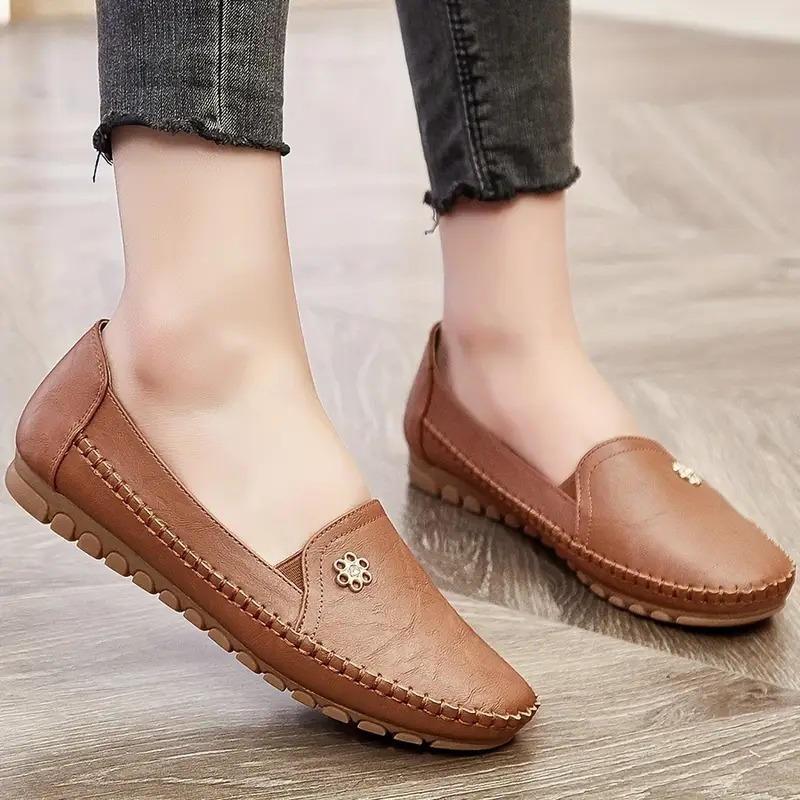 Women's Leather Solid Color Flat Loafers