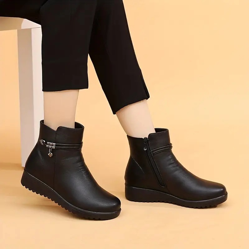 Women's Solid Color Minimalist Boots