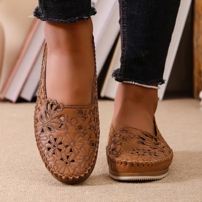 Women's Hollow Embroidery Loafers