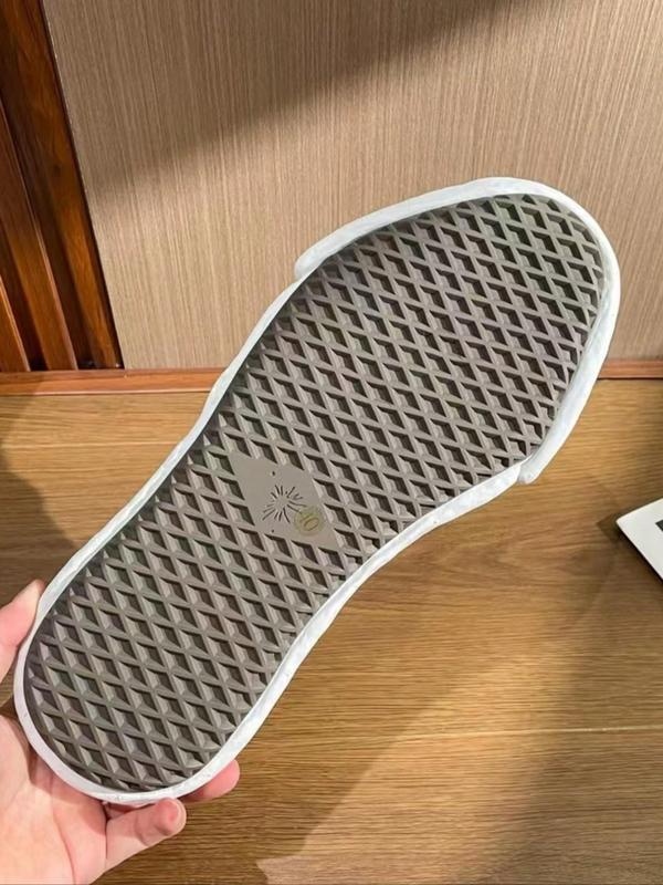 Unisex Low-Top Canvas Shoes