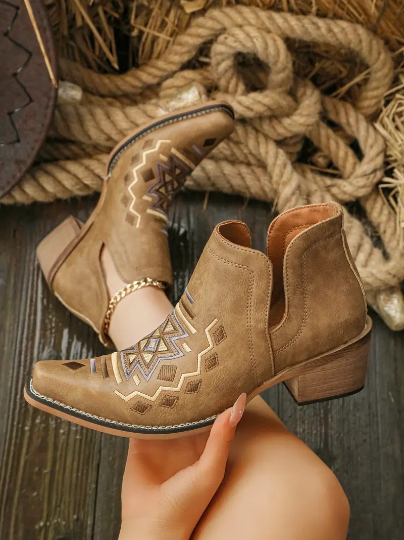 Women's Vintage Western Boots