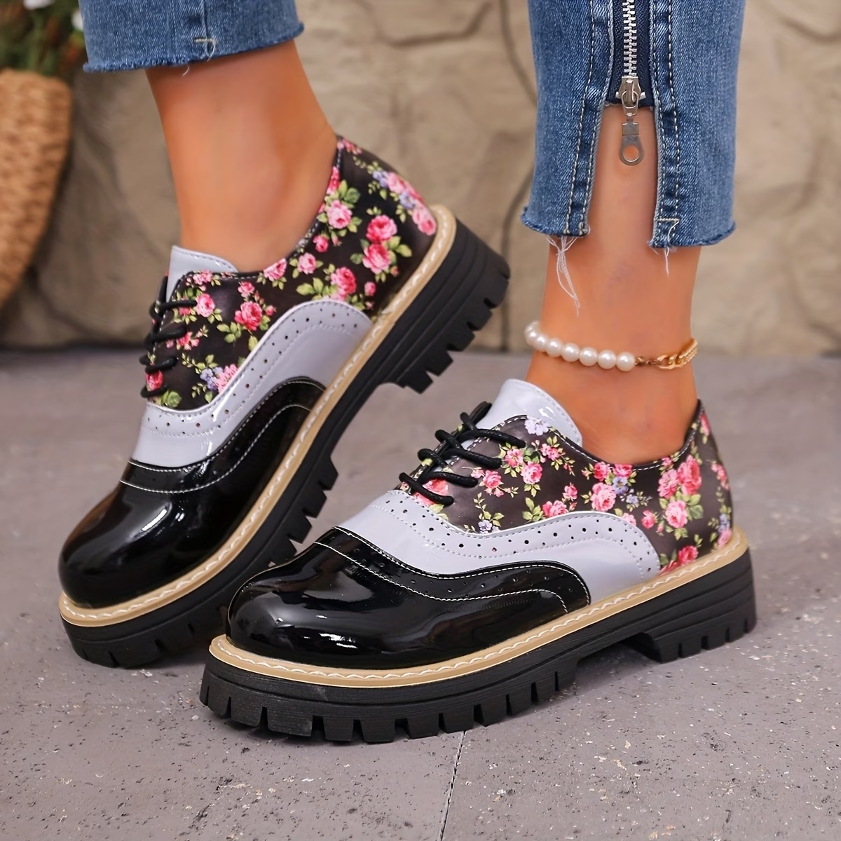 Women's Floral Brogue Single Loafers