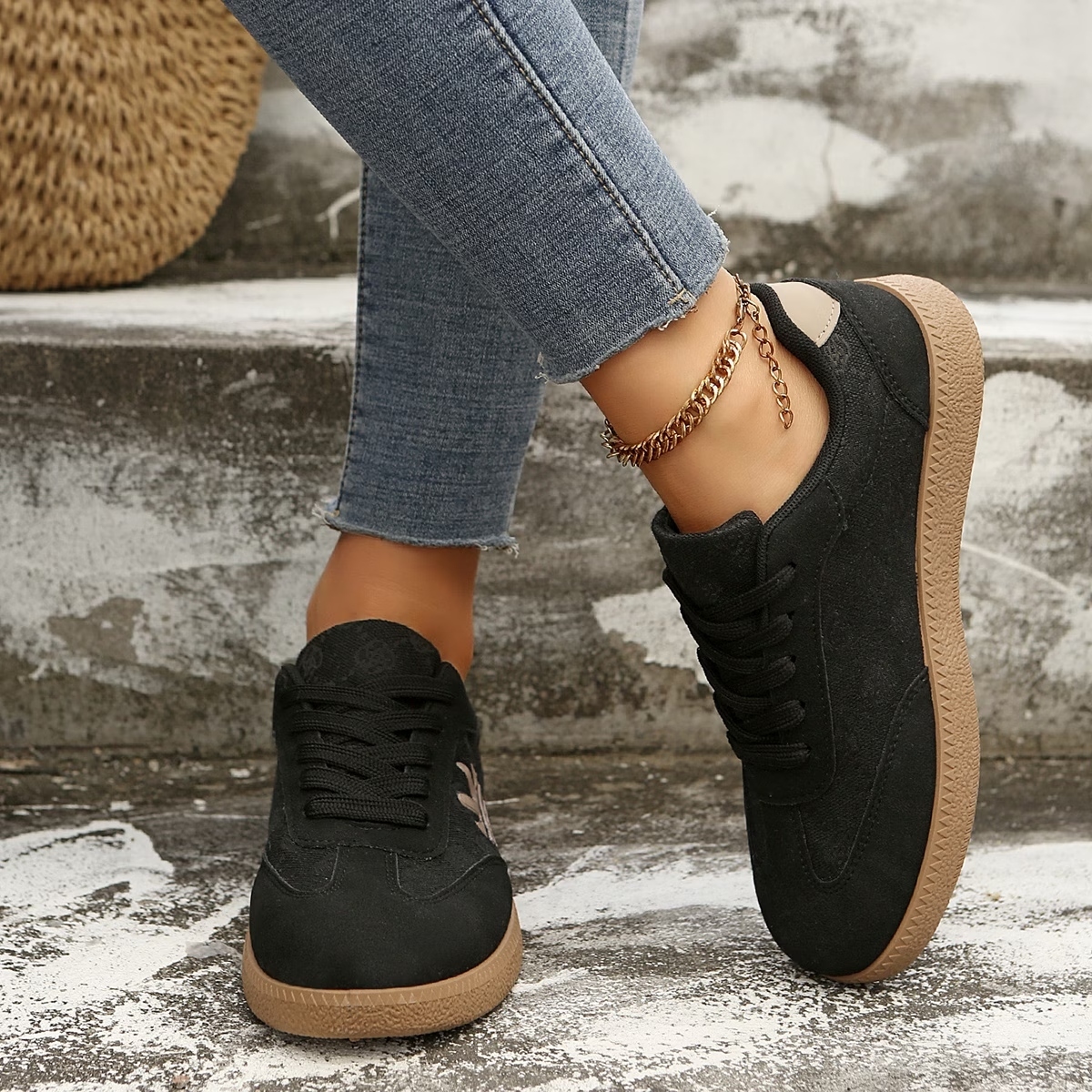 Women's Two-Tone Vintage Sneakers