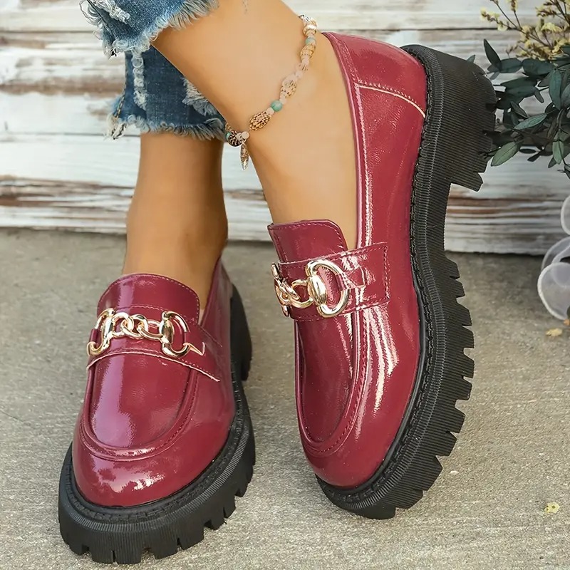 Stylish Buckle Accent Round Toe Loafers