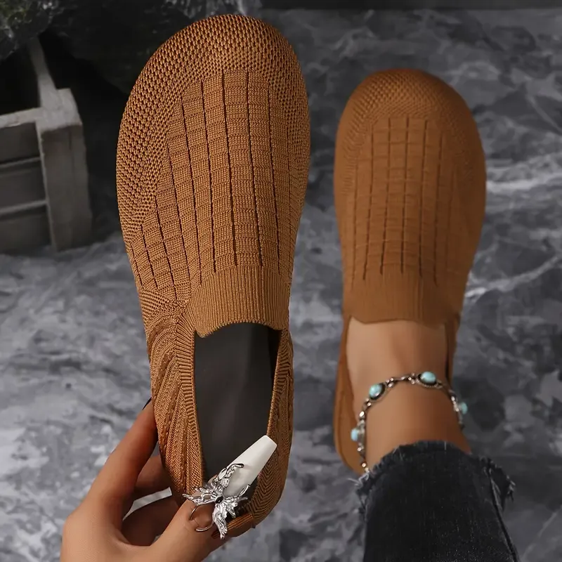 Women's Big Head Knitted Wide Foot Shoes