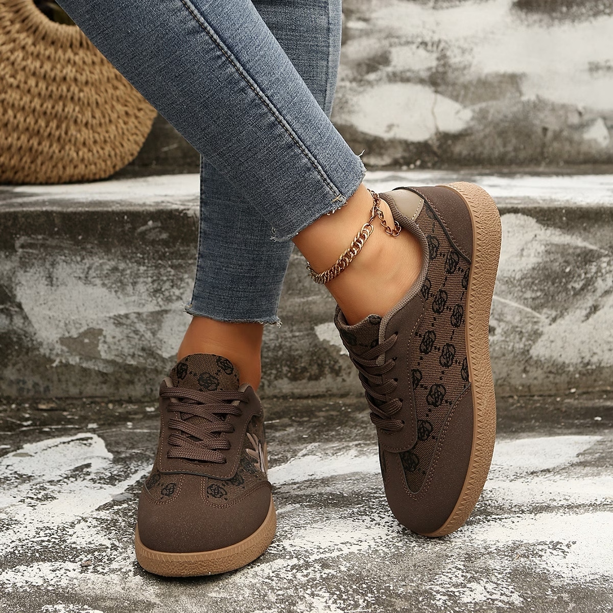 Women's Two-Tone Vintage Sneakers