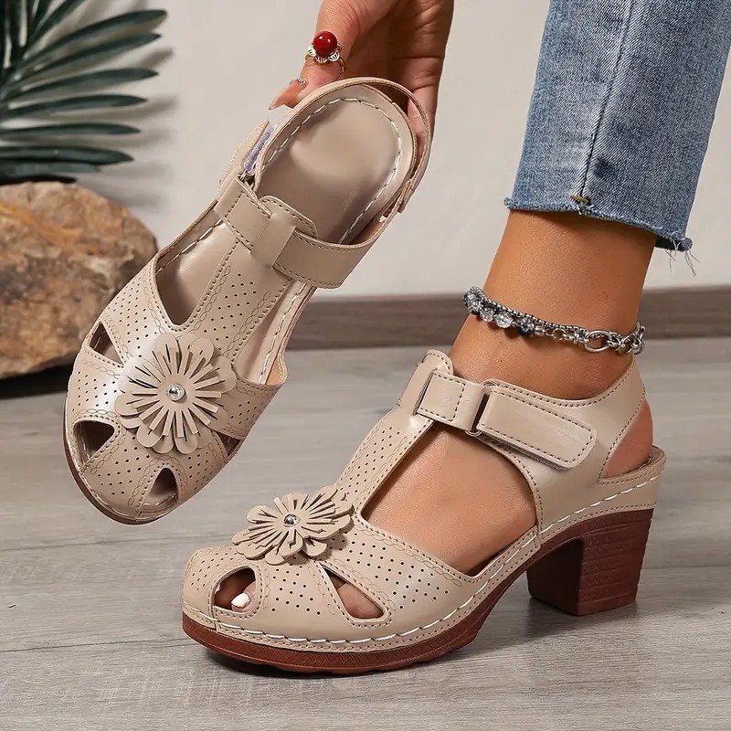 Women's Stylish Flower Chunky Heel Sandals