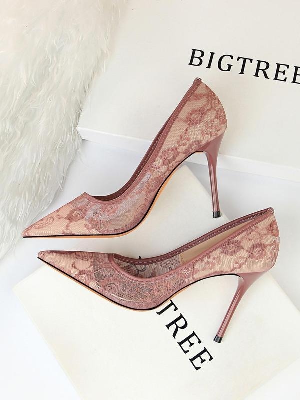 Women's Mesh Hollow Contrast Lace Pumps