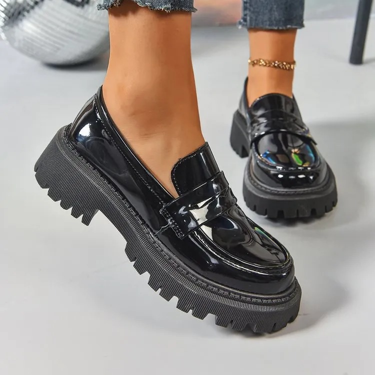 Retro Style Leather Slip-on Loafers