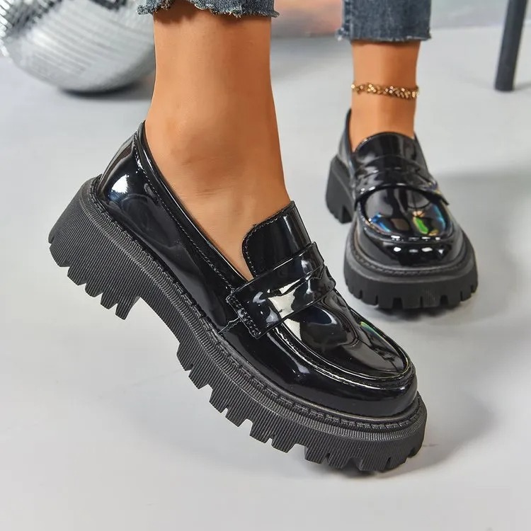 Retro Style Leather Slip-on Loafers