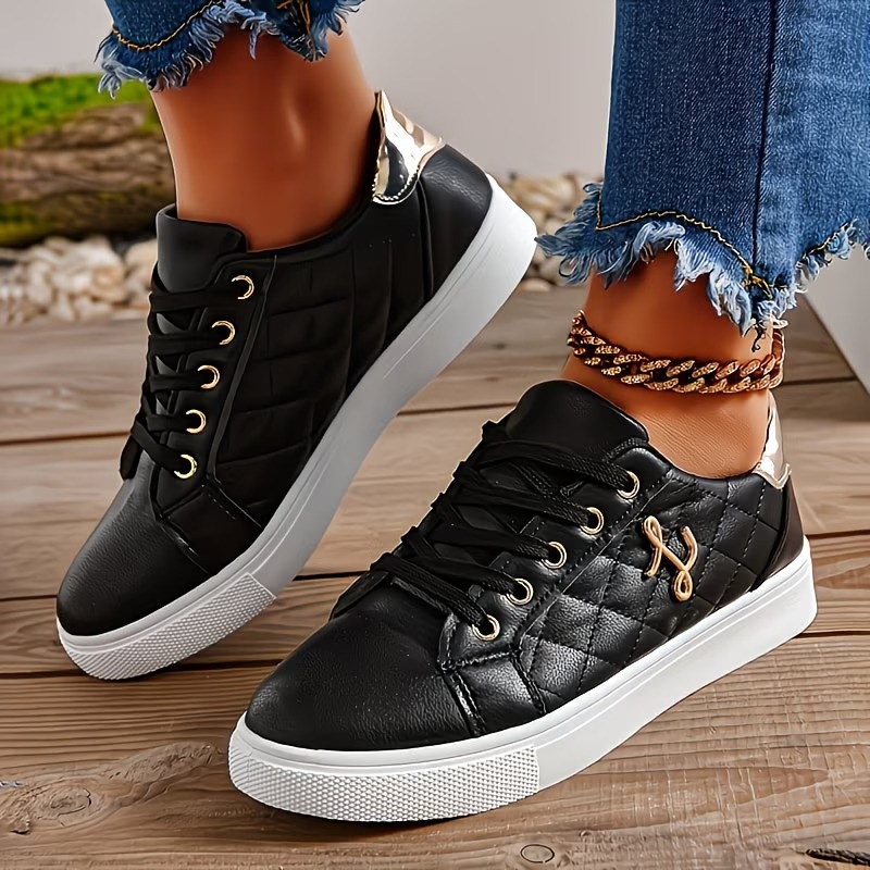 Women's Low-Top Casual Attire Sneakers