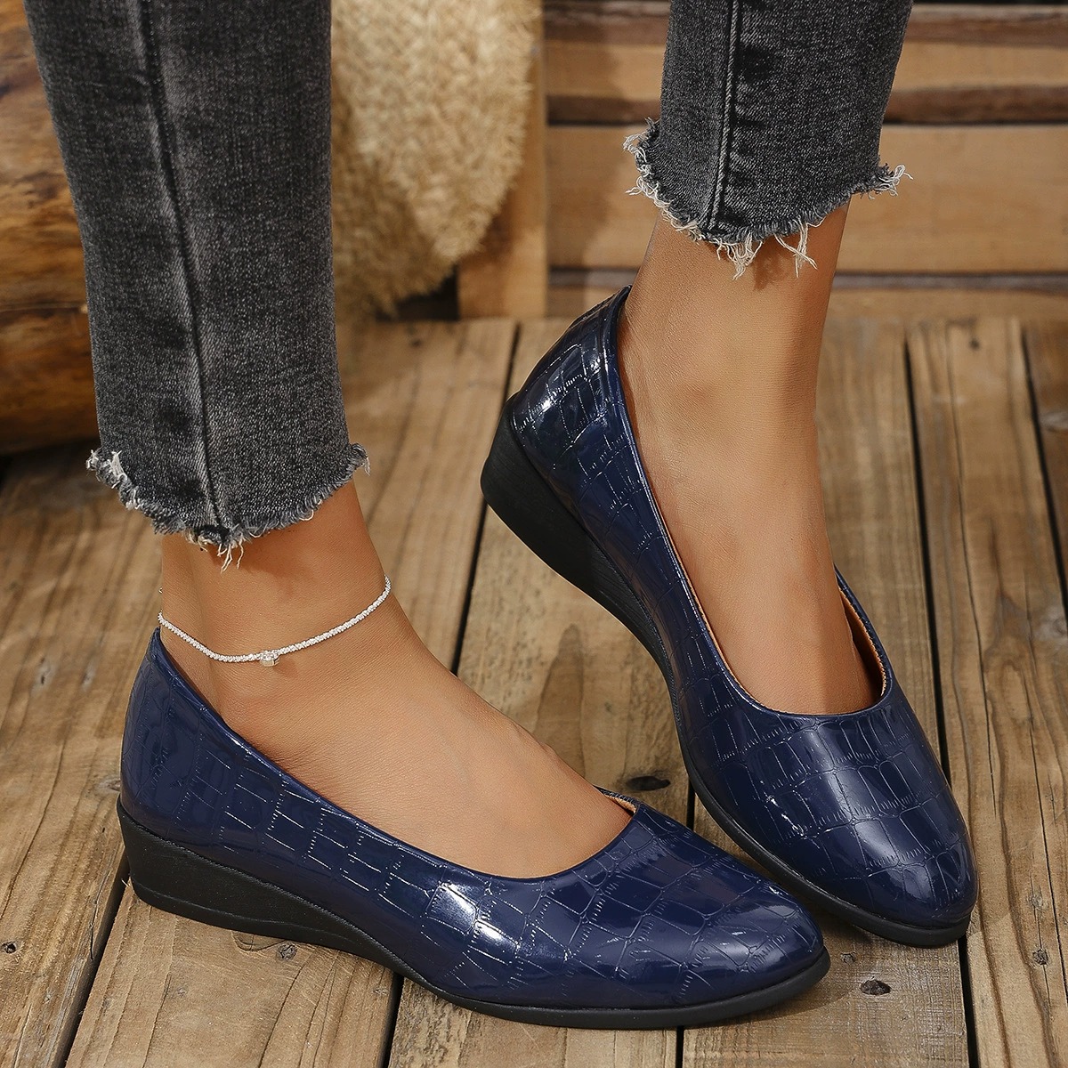 Women's Faux Leather Loafers