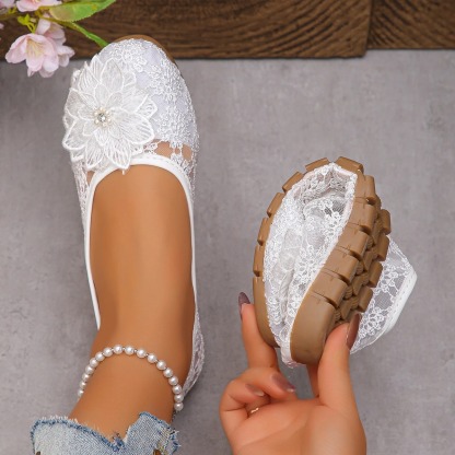 Women's Embroidered Hollow-Out Flats
