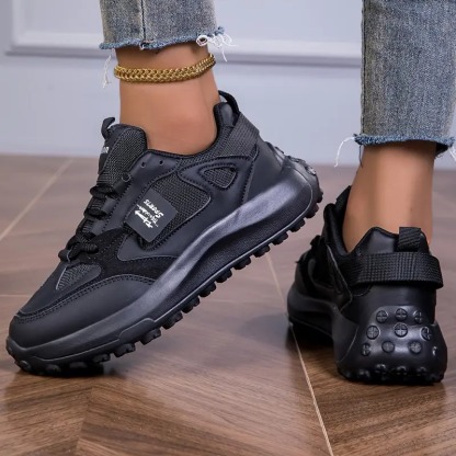 Women's Low Top Lace Up Running Shoes