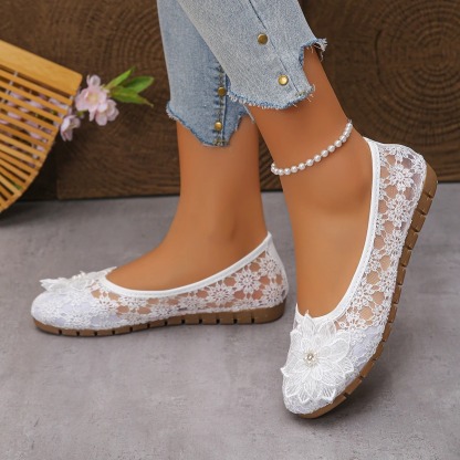 Women's Embroidered Hollow-Out Flats