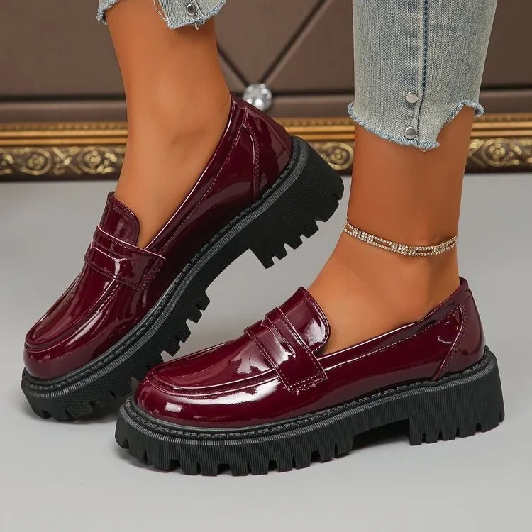 Retro Style Leather Slip-on Loafers