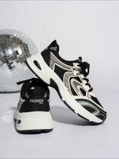 Women's Thick Sole Sports Shoes