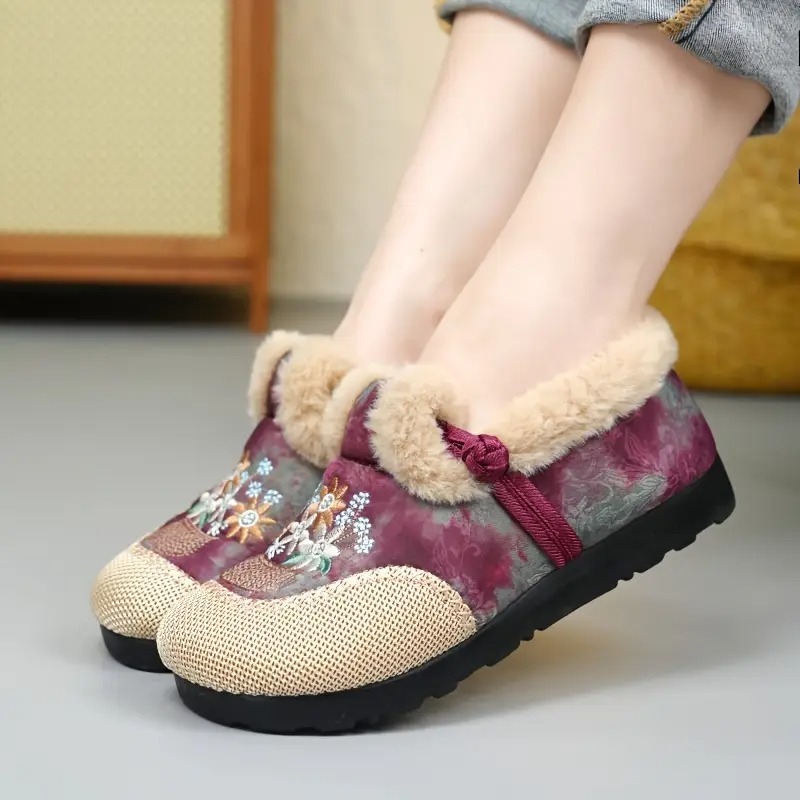 Women's Ethnic Floral Slip-On Boots