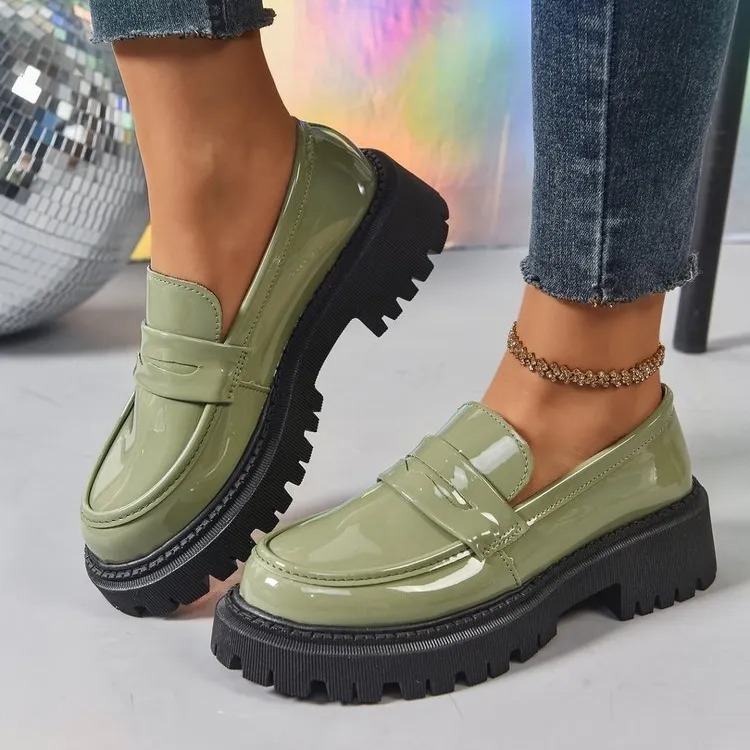 Retro Style Leather Slip-on Loafers