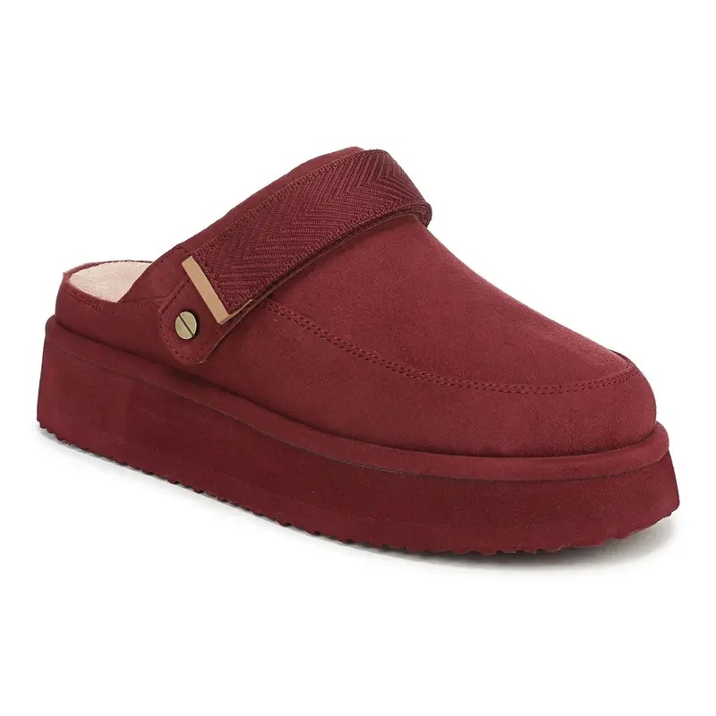 Chill Out Adjustable Clogs