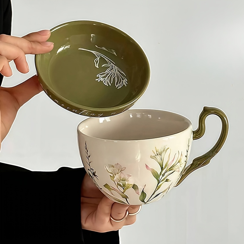 Botanical Floral Ceramic Cup with Matching Lid