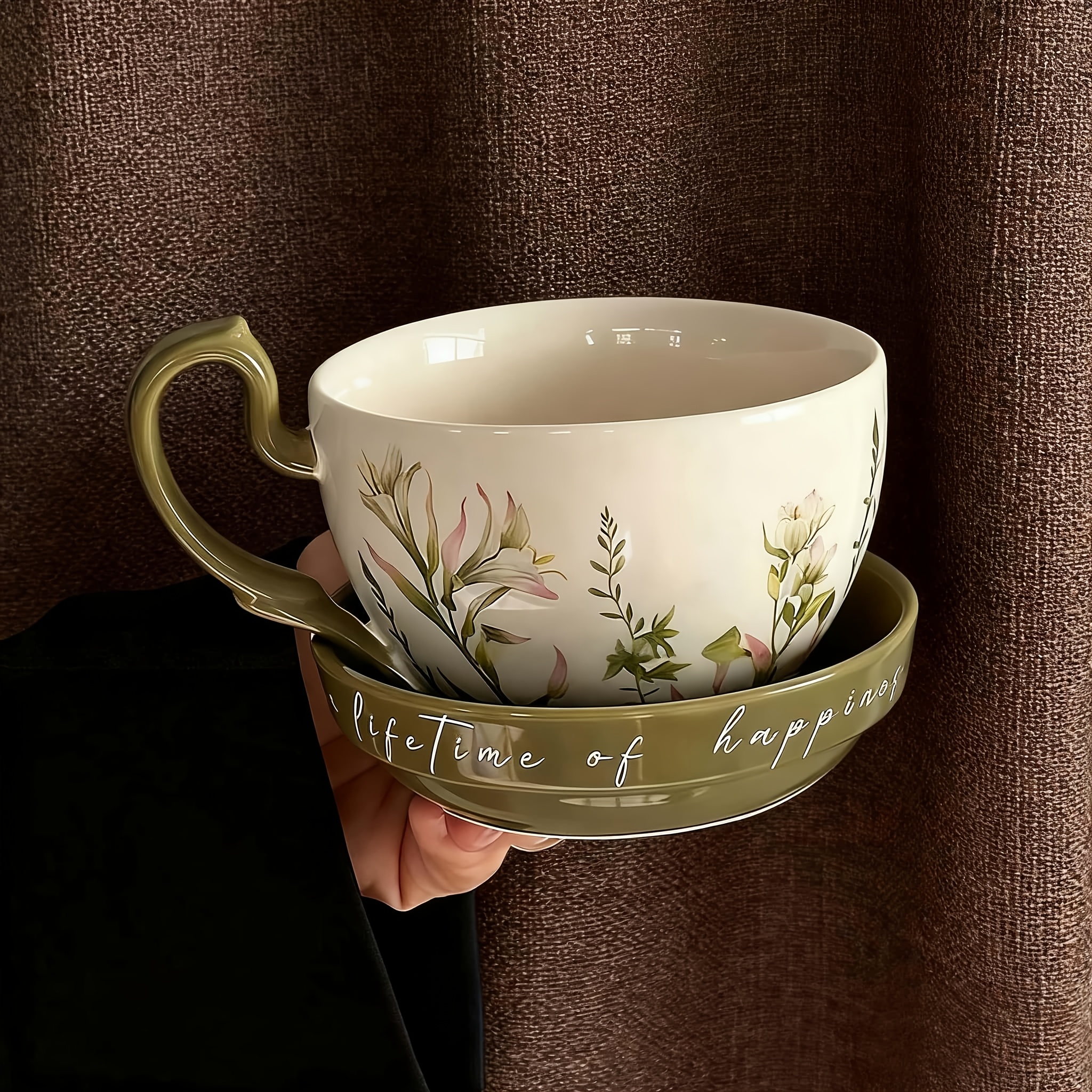 Botanical Floral Ceramic Cup with Matching Lid