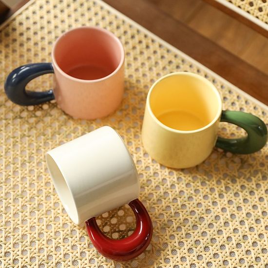 Round Ceramic Coffee Cup Hand Held Ceramic Mugs Household Breakfast Milk Cups
