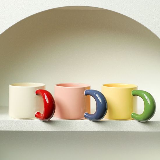 Round Ceramic Coffee Cup Hand Held Ceramic Mugs Household Breakfast Milk Cups