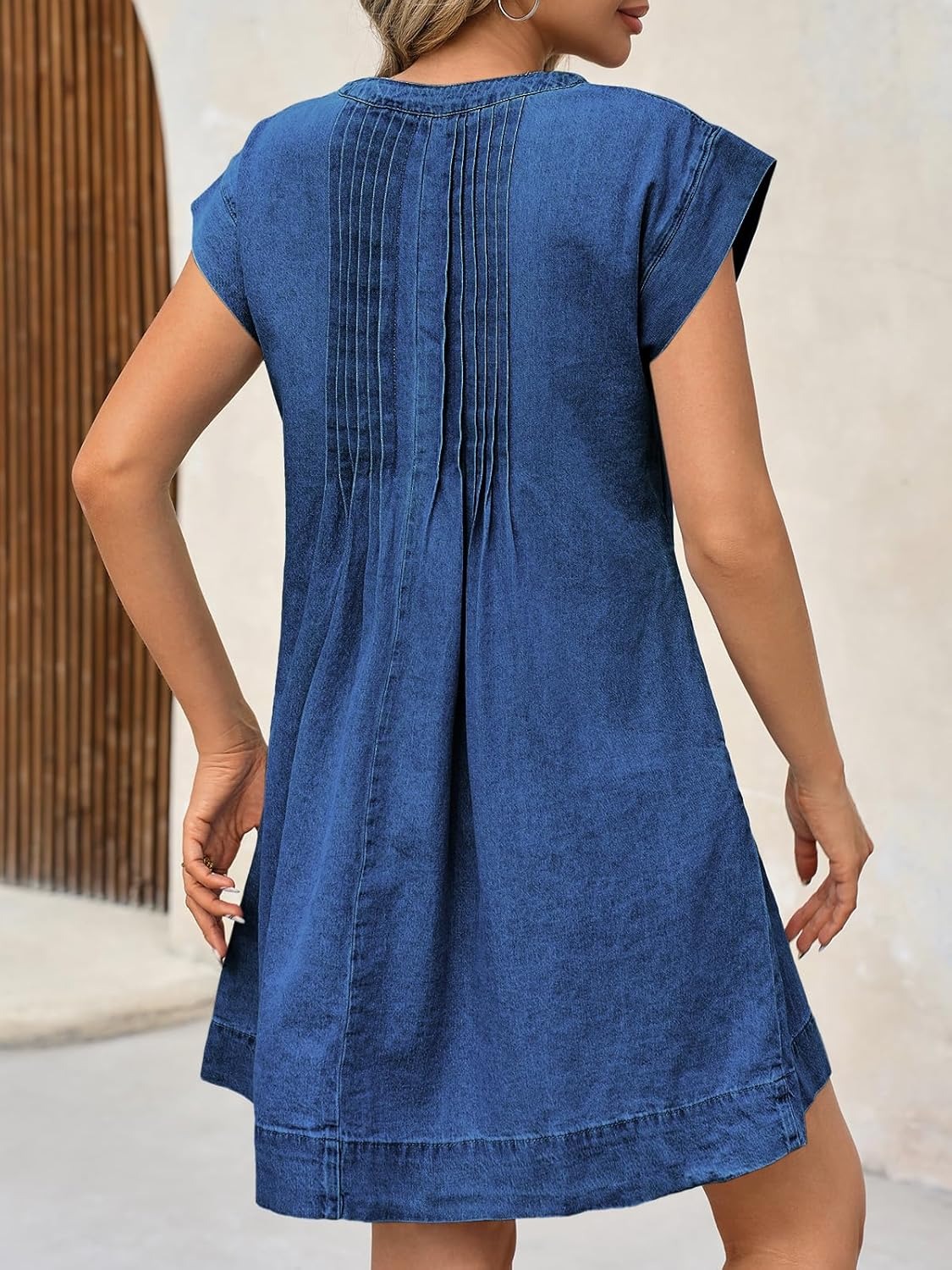 Women's V-neck Pleated Denim Dress With Pockets