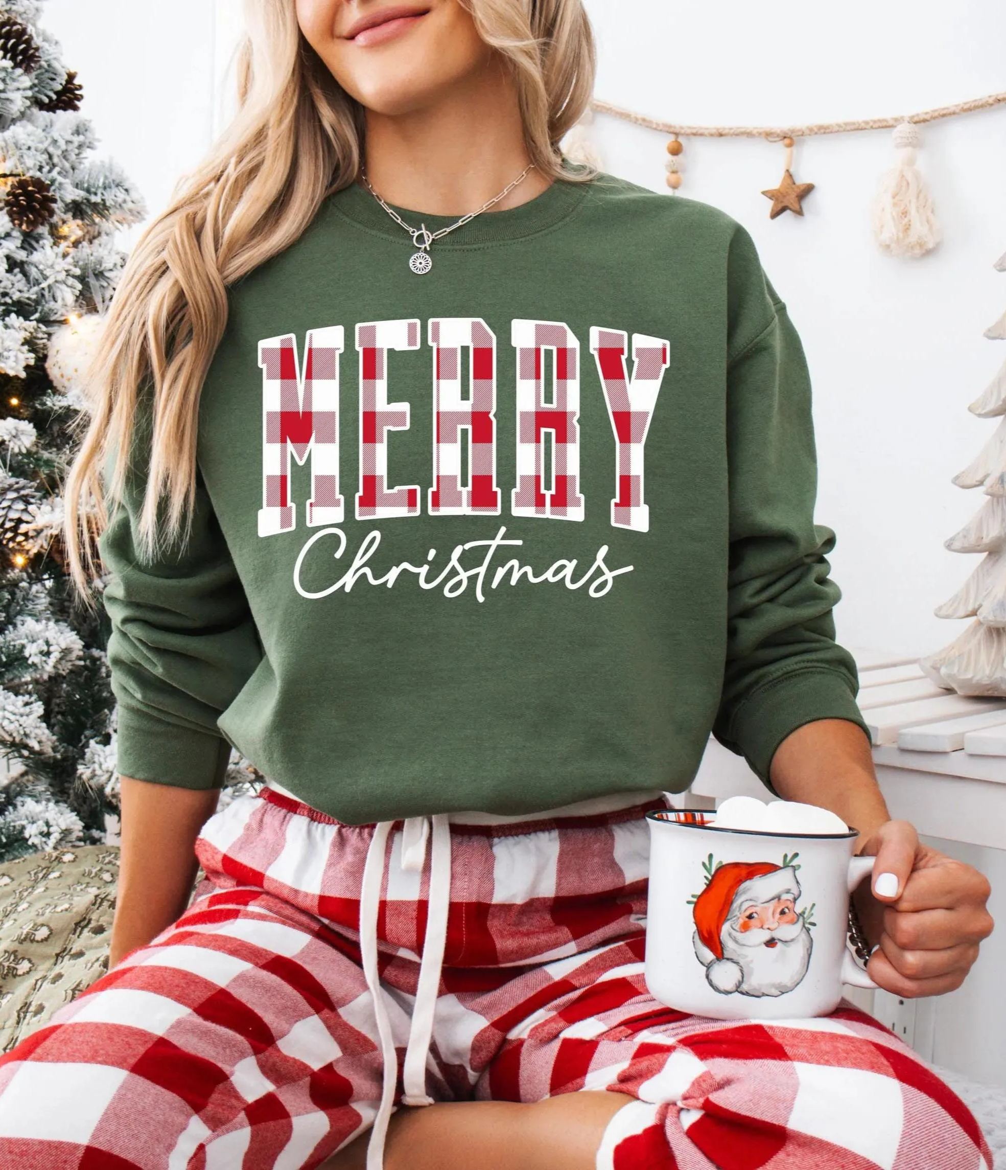 ✨“Merry Christmas” Plaid Graphic Sweatshirt