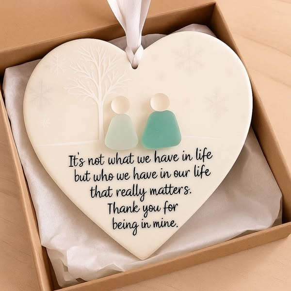 🌊Heart-Shaped Sea Glass Friendship Decor✨ Crafted by Hand💝🎁Perfect for Lovers, Family & Kids!