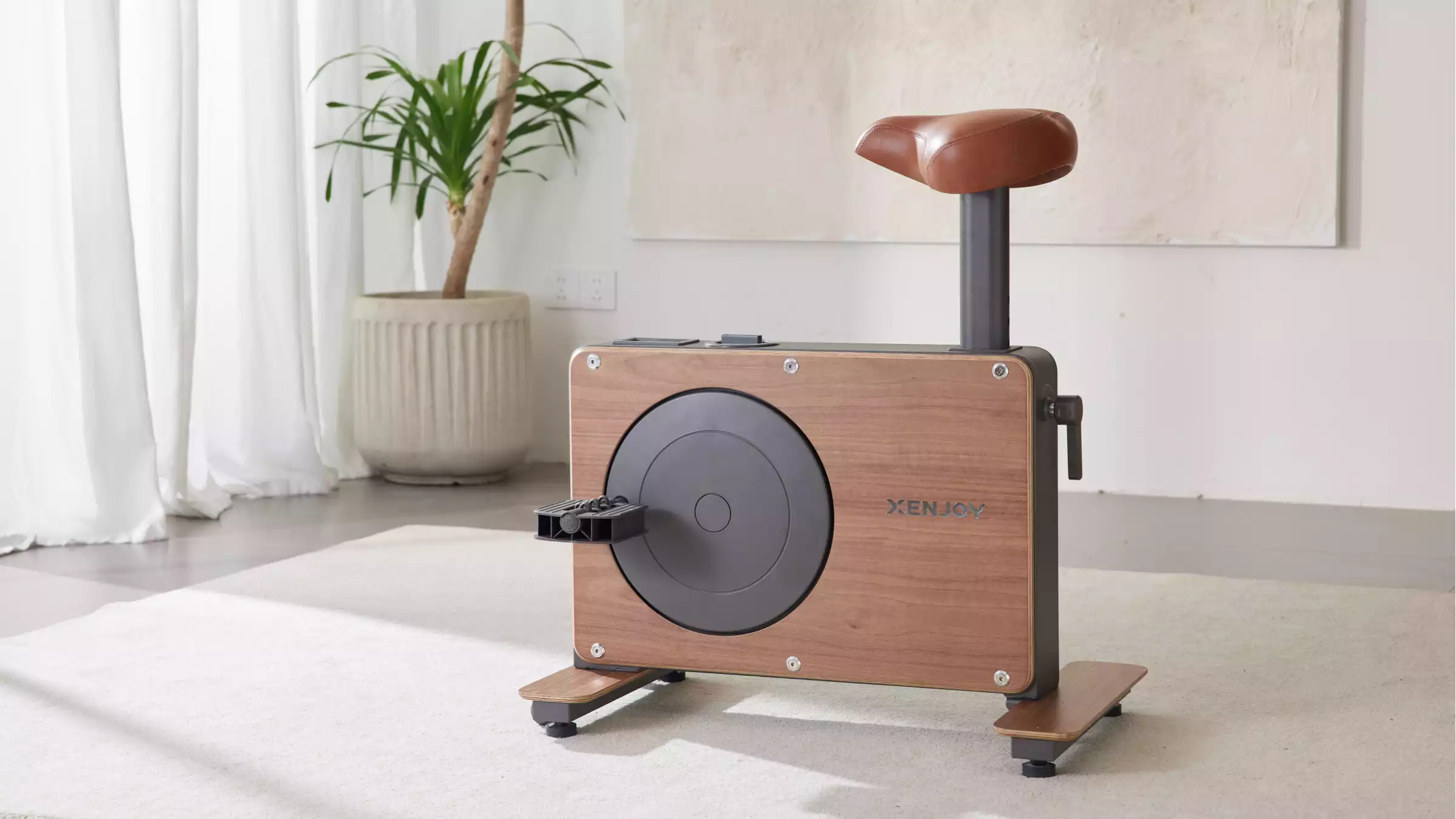 Why Is the Cube Desk Cycle Ideal for Luxury Homes