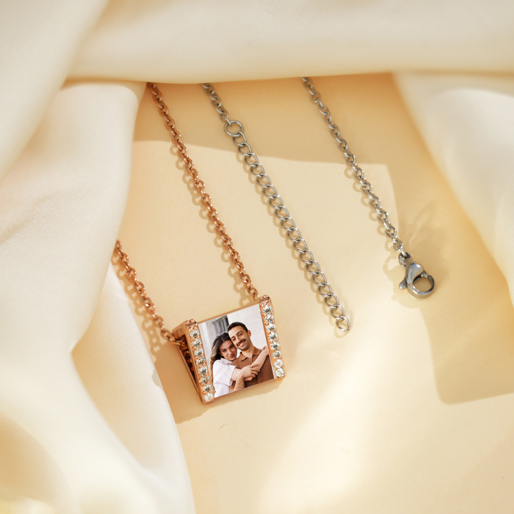 Wedding Anniversary - Column Necklace