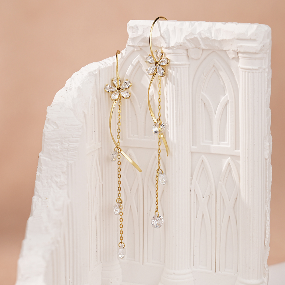 Flower Multi-Diamond Earrings