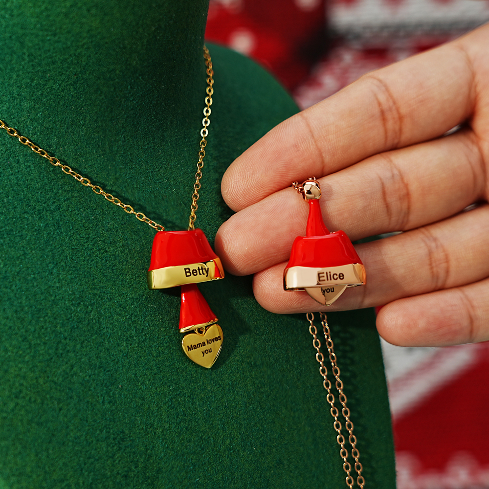 🎅 Secret in the Christmas Hat Necklace
