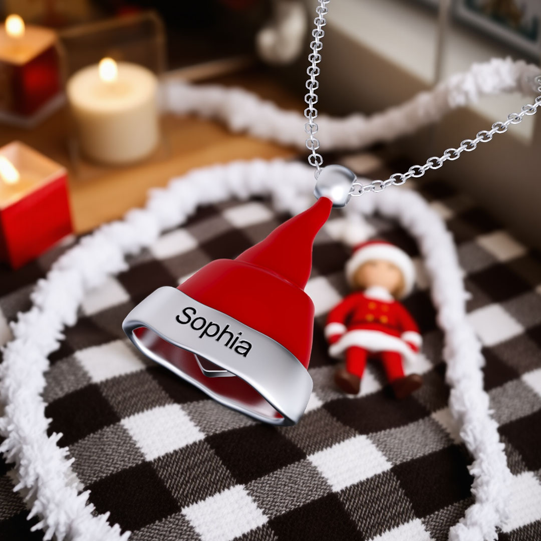 🎅 Secret in the Christmas Hat Necklace