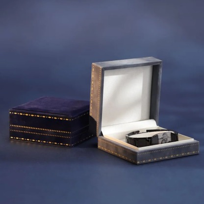 Italian Velvet Bracelet Box
