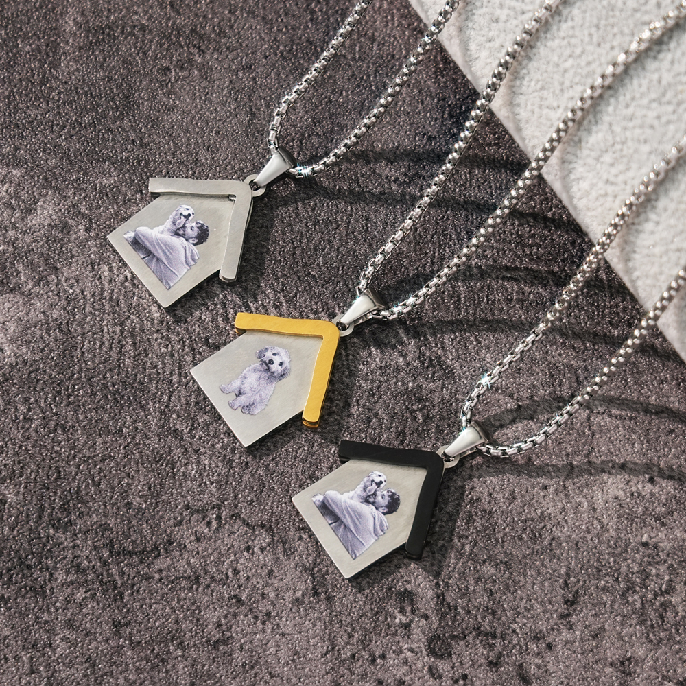 Pet House Photo Necklace 🐾
